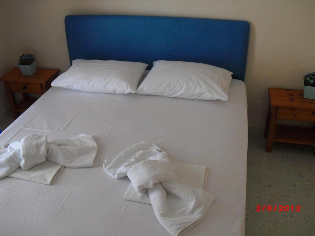 Kangaroo Hotel Moles Kalyves Rum bild